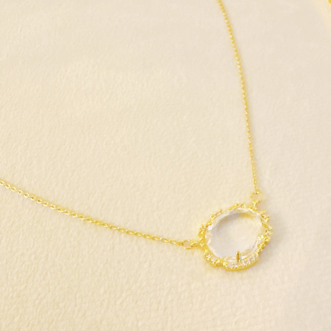 Clustered Glass Jewel Necklace-3